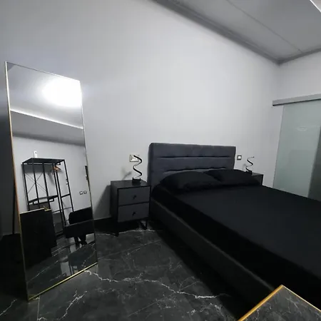 Nocleg ze śniadaniem Il Vecchio Sentiero 4*